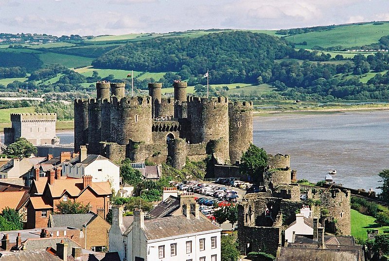 Conway Castle taken by Welsh rebels under William and Rhys ap Tudor