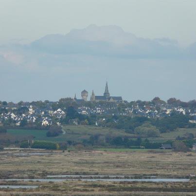 Second treaty of Guerande between Yann IV of Brittany & Charles VI of France recognizes Breton Independence