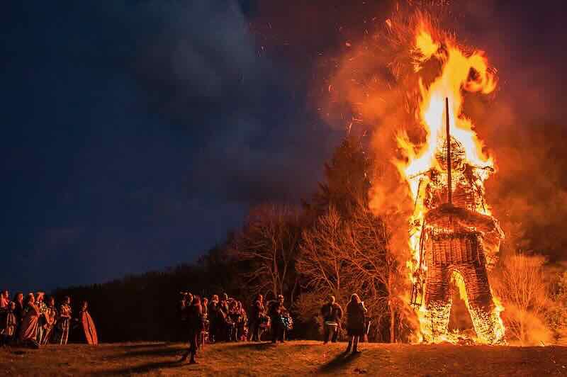 Beltaine (Cetshamain) feast of Celtic god Belenos